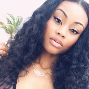 Meet your Posher, Gigi